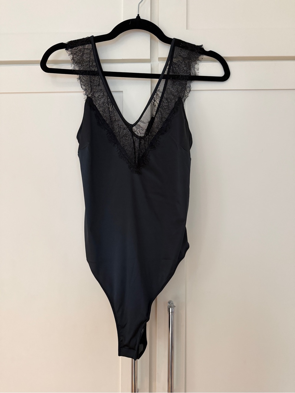 NWT Zara Black Lace V Neck Bodysuit Lingerie Small